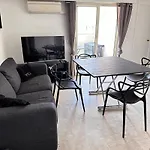 Апартаменты 2p Between Croisette Beaches And Antibes Street *